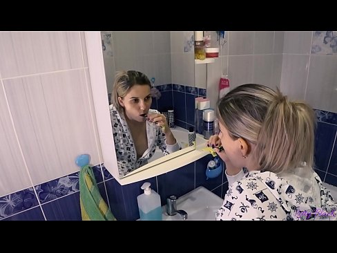 ❤️ Mbanye anataghị ikike na-eto eto na pajamas na-ejedebe ọnụ ọnụ na ịnyịnya ibu - letty ojii Anal video ☑